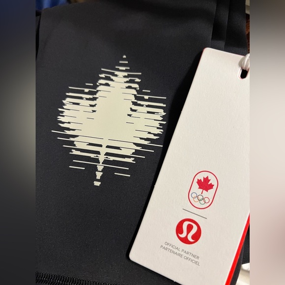 Team Canada Wunder Train High-Rise Tight 28" - Picture 3 of 5